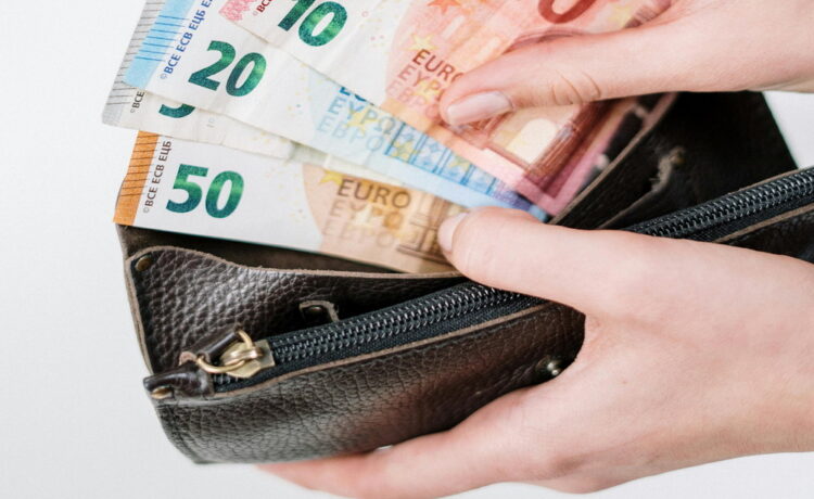 Mindestlohn 2026: Schock für Gastronomie und Hotellerie?